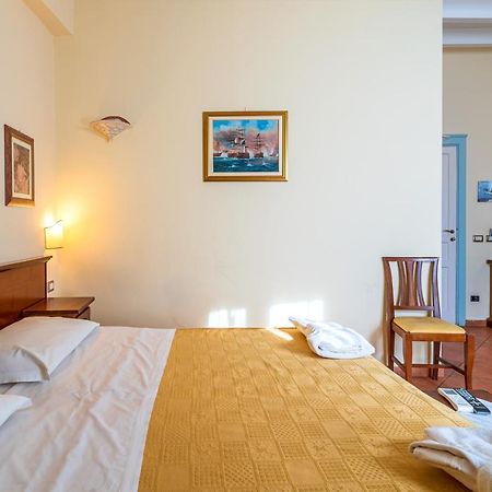 Hotel Mediterraneo Syracuse Esterno foto