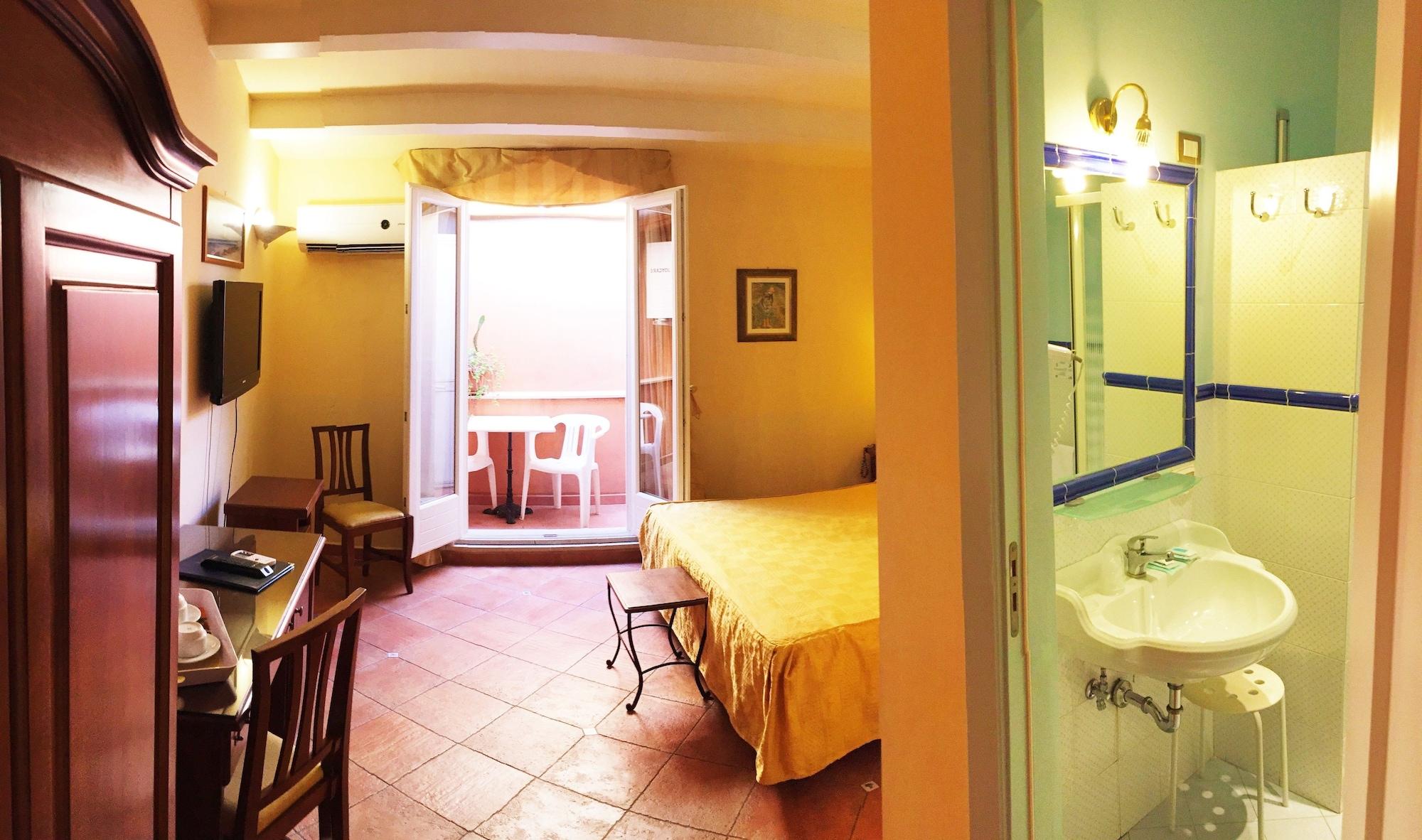 Hotel Mediterraneo Syracuse Esterno foto
