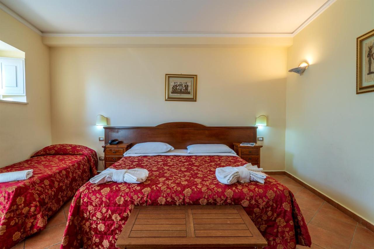 Hotel Mediterraneo Syracuse Esterno foto