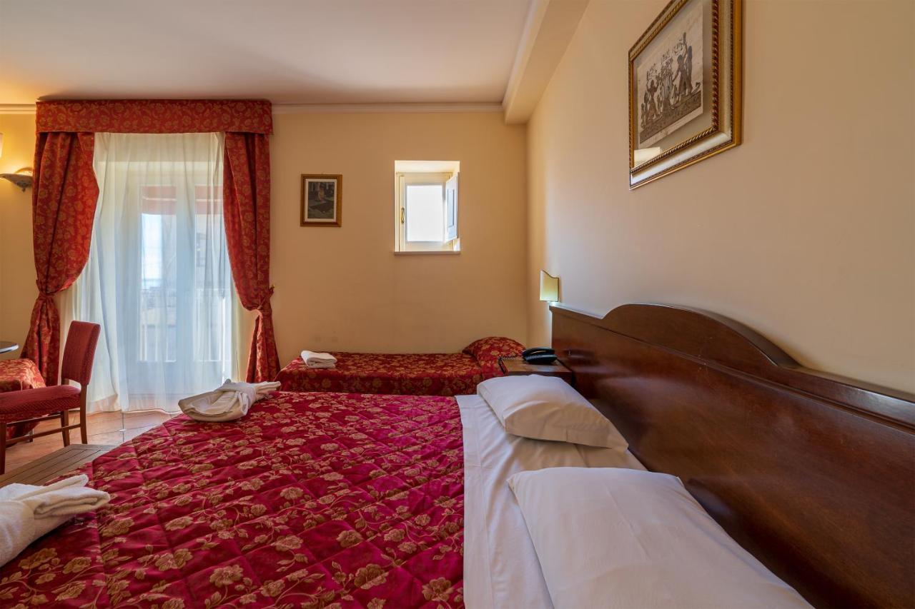 Hotel Mediterraneo Syracuse Esterno foto