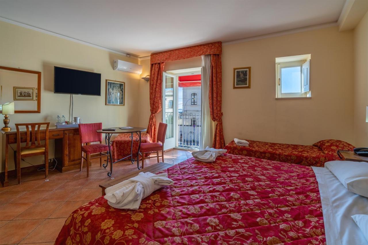 Hotel Mediterraneo Syracuse Esterno foto
