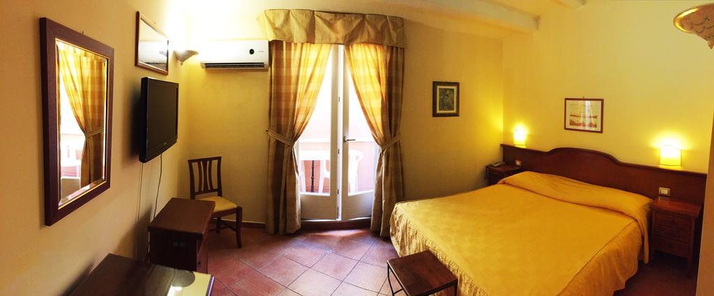 Hotel Mediterraneo Syracuse Esterno foto