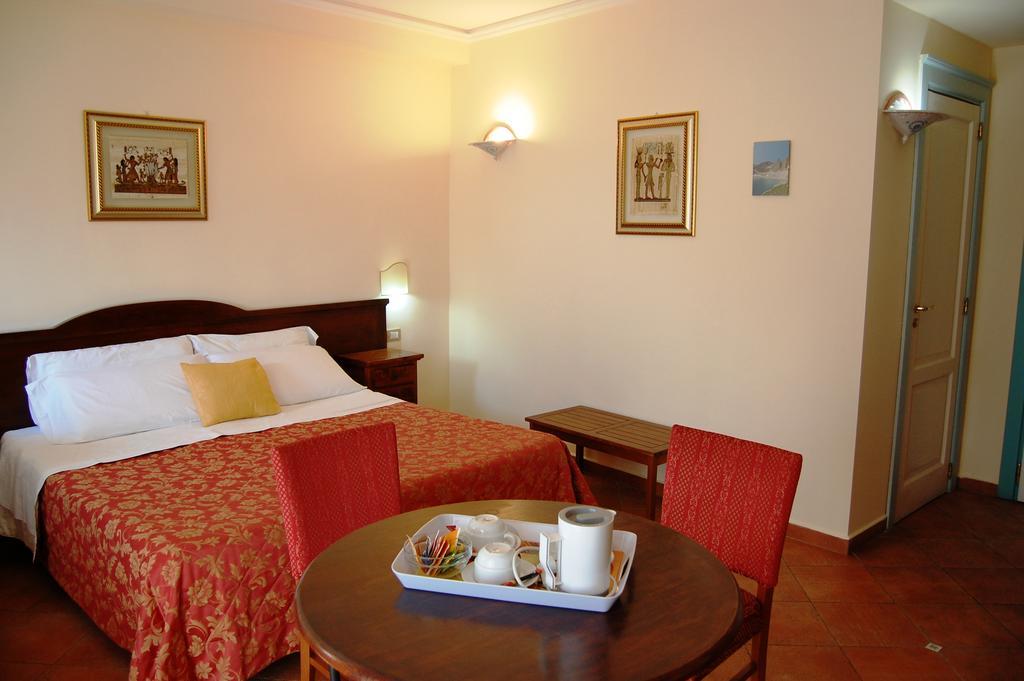 Hotel Mediterraneo Syracuse Esterno foto